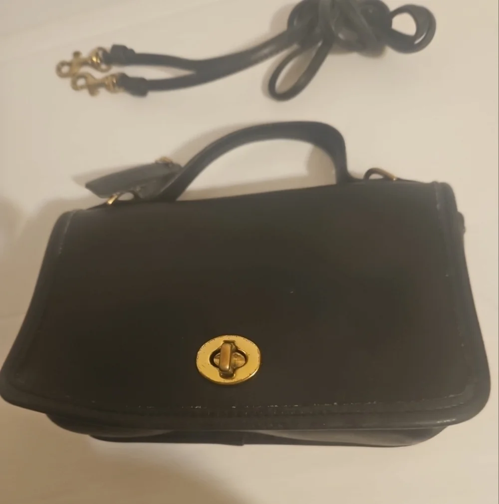 Vintage Coach Casino Bag 9924 Black